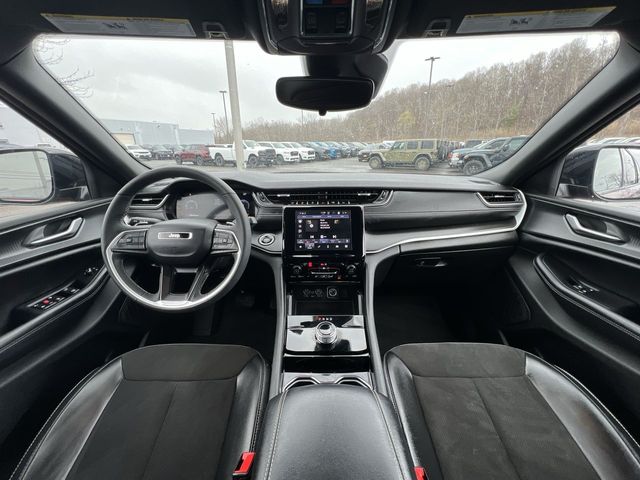 Thumbnail: 2023 Jeep Grand Cherokee L - 10