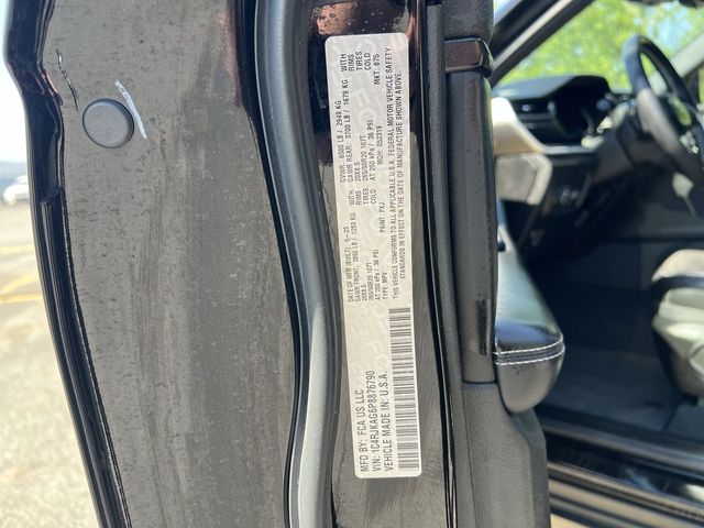 Thumbnail: 2023 Jeep Grand Cherokee L - 34