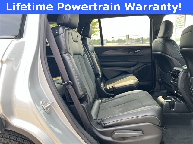 Thumbnail: 2025 Jeep Grand Cherokee L - 22