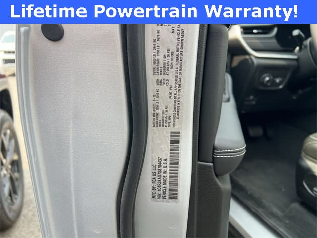 Thumbnail: 2025 Jeep Grand Cherokee L - 16