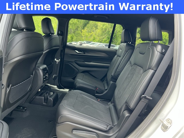 Thumbnail: 2025 Jeep Grand Cherokee L - 10