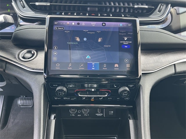 Thumbnail: 2023 Jeep Grand Cherokee - 15