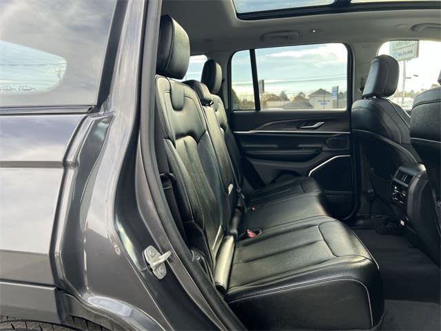 Thumbnail: 2023 Jeep Grand Cherokee - 26