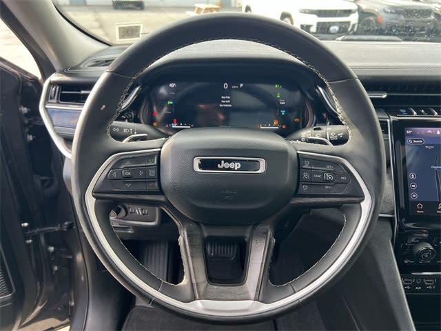 Thumbnail: 2023 Jeep Grand Cherokee - 14