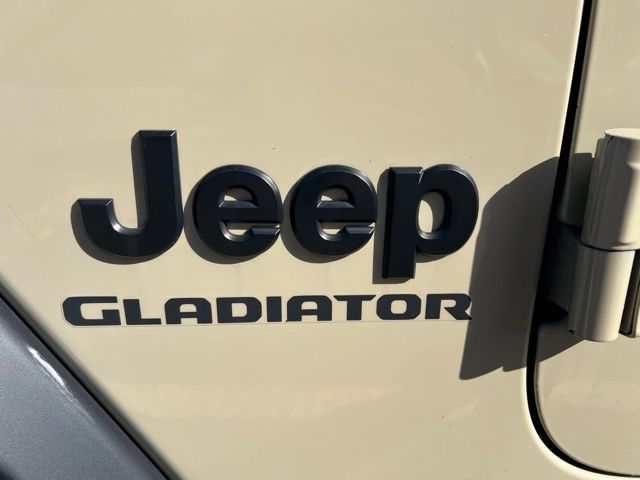Thumbnail: 2020 Jeep Gladiator - 7