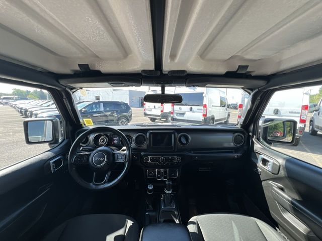 Thumbnail: 2022 Jeep Gladiator - 12