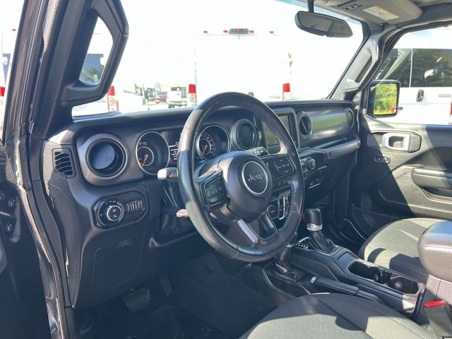 Thumbnail: 2022 Jeep Gladiator - 11