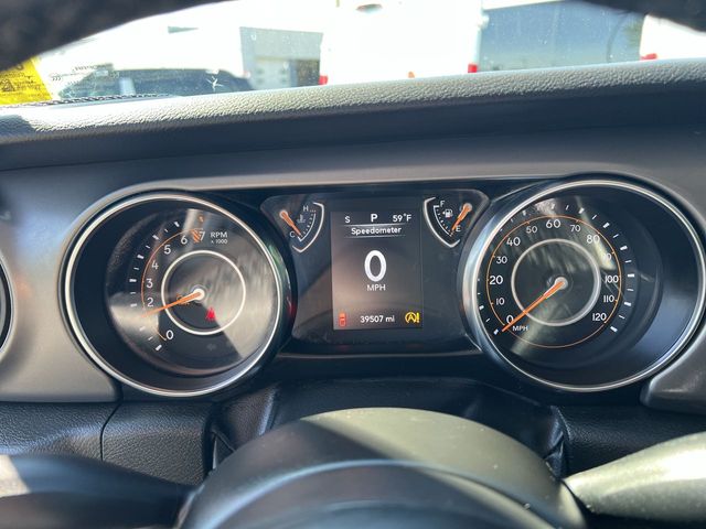 Thumbnail: 2022 Jeep Gladiator - 15