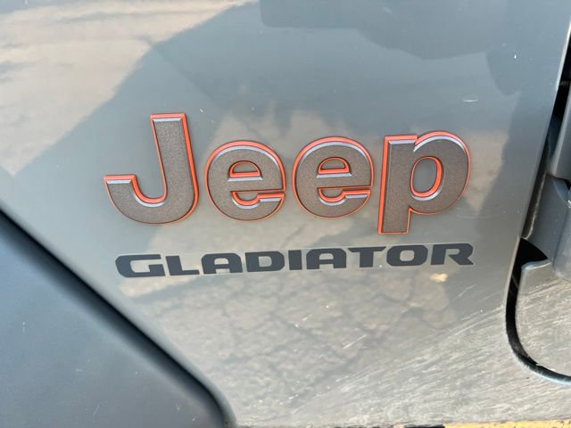Thumbnail: 2021 Jeep Gladiator - 6