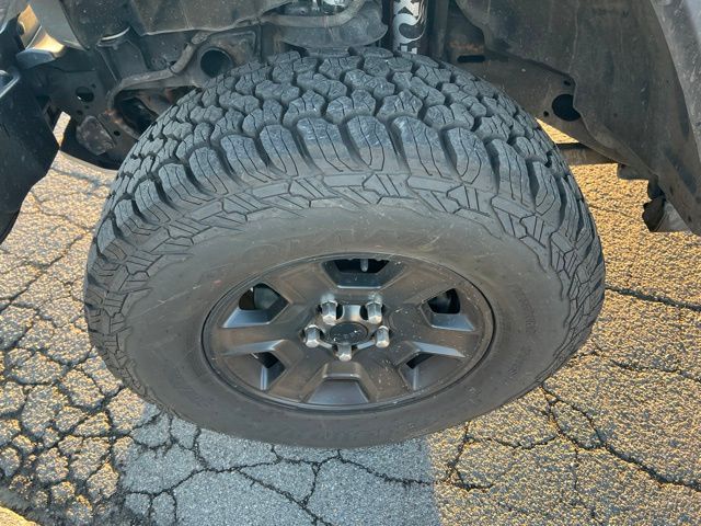 Thumbnail: 2021 Jeep Gladiator - 7