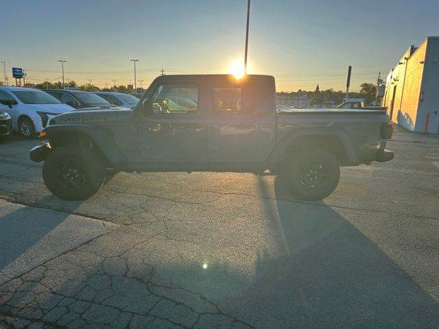 Thumbnail: 2021 Jeep Gladiator - 10