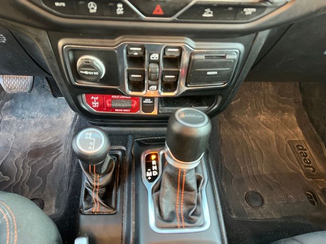 Thumbnail: 2021 Jeep Gladiator - 15
