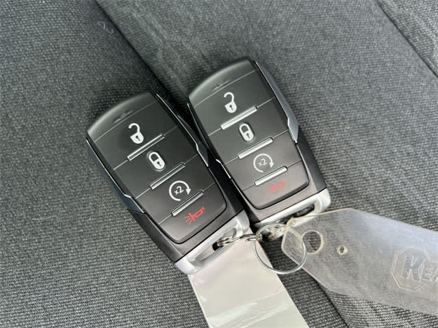 Thumbnail: 2025 RAM 1500 - 17