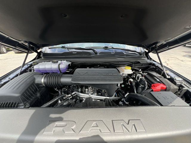 Thumbnail: 2026 RAM 1500 - 9