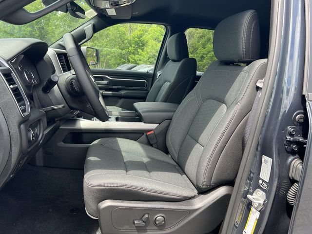Thumbnail: 2026 RAM 1500 - 11