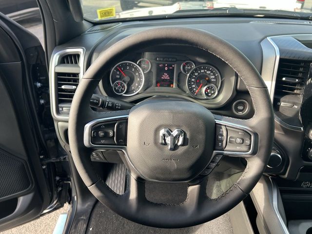 Thumbnail: 2026 RAM 1500 - 32