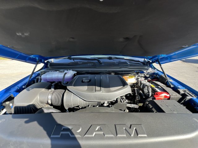 Thumbnail: 2026 RAM 1500 - 7