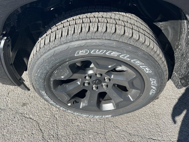Thumbnail: 2026 RAM 1500 - 6