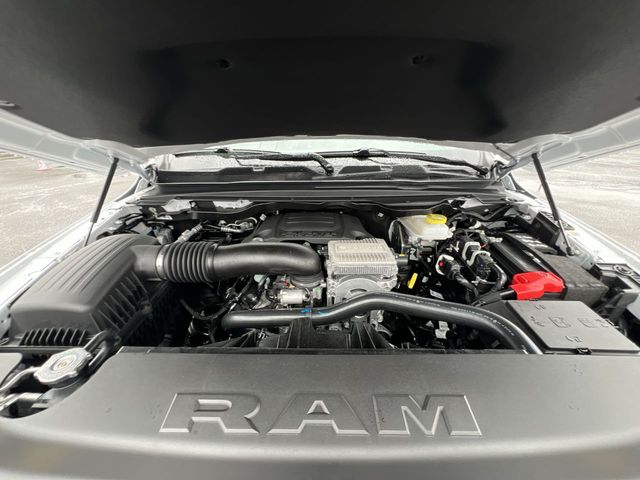 Thumbnail: 2026 RAM 1500 - 9