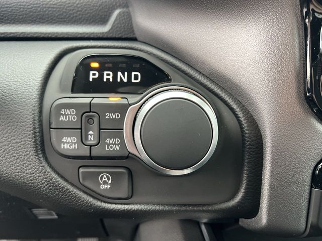Thumbnail: 2026 RAM 1500 - 26