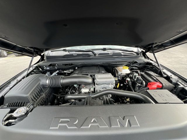 Thumbnail: 2026 RAM 1500 - 9