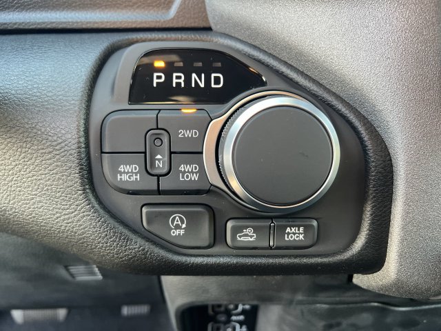 Thumbnail: 2026 RAM 1500 - 33