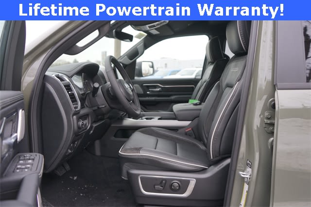 Thumbnail: 2026 RAM 1500 - 9