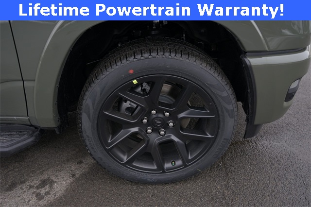 Thumbnail: 2026 RAM 1500 - 8