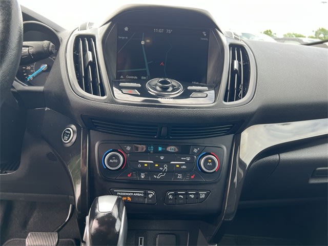 Thumbnail: 2019 Ford Escape - 15