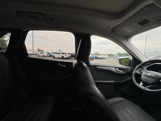 Thumbnail: 2023 Ford Escape - 28