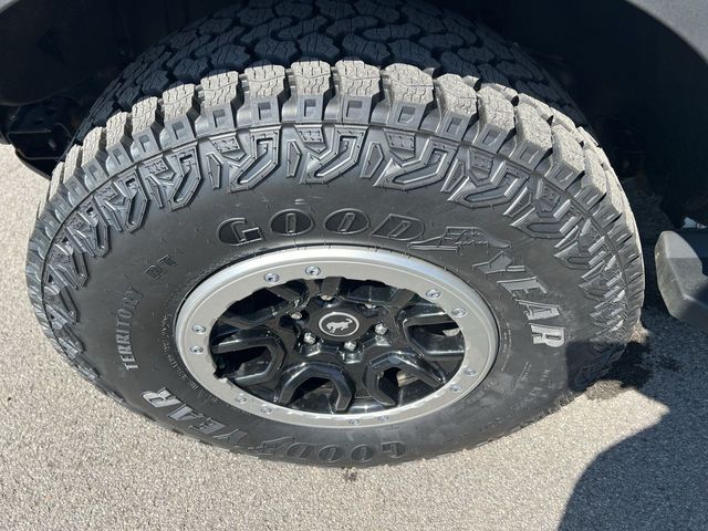 Thumbnail: 2022 Ford Bronco - 8