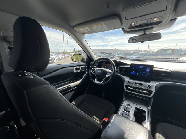 Thumbnail: 2021 Ford Explorer - 14
