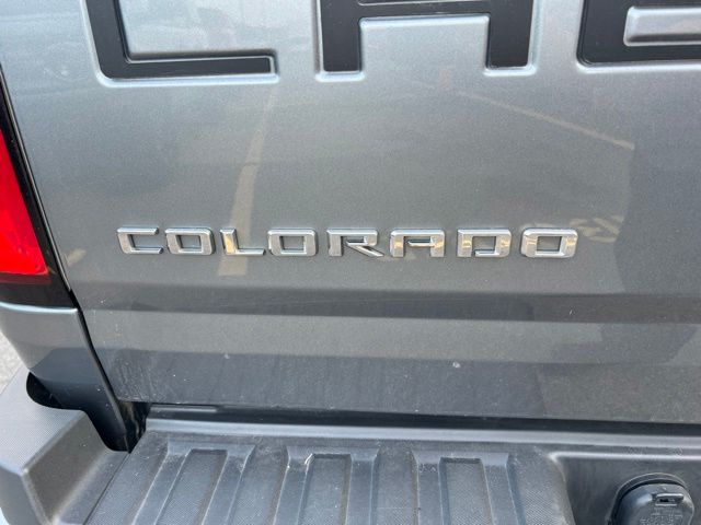 Thumbnail: 2022 Chevrolet Colorado - 7