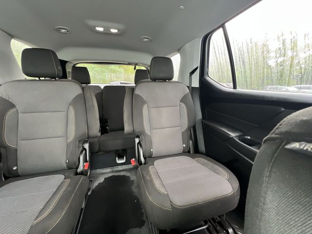 Thumbnail: 2018 Chevrolet Traverse - 28