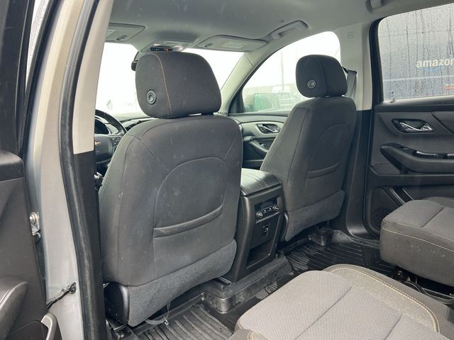 Thumbnail: 2018 Chevrolet Traverse - 31