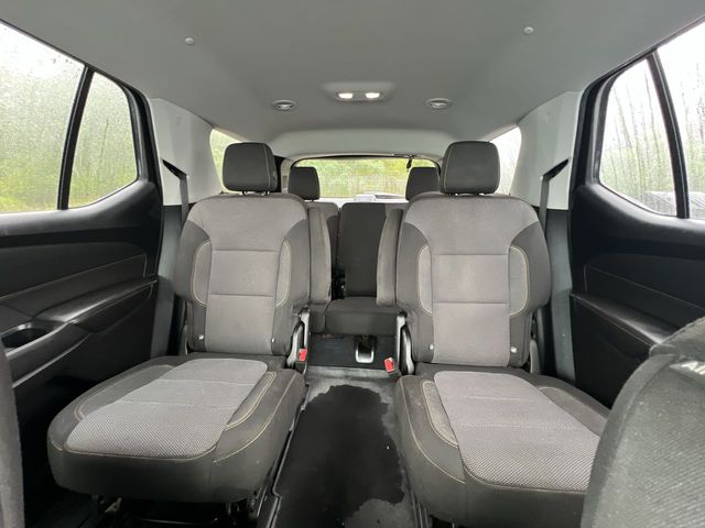 Thumbnail: 2018 Chevrolet Traverse - 27