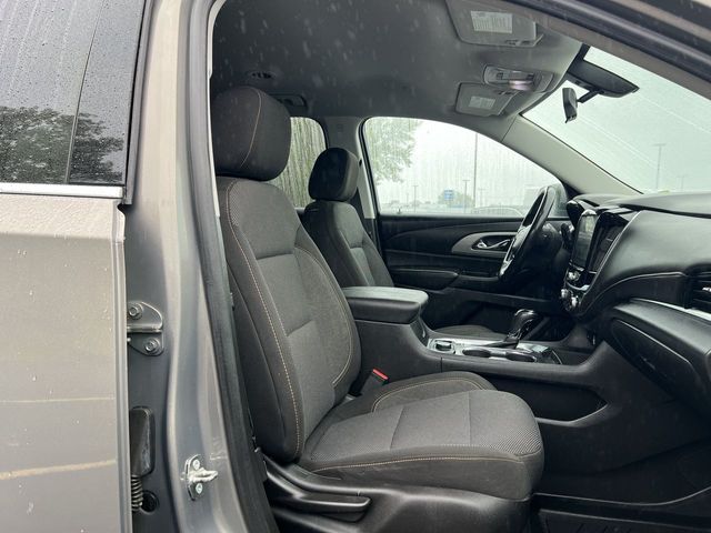 Thumbnail: 2018 Chevrolet Traverse - 12