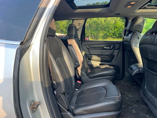 Thumbnail: 2017 Chevrolet Traverse - 21
