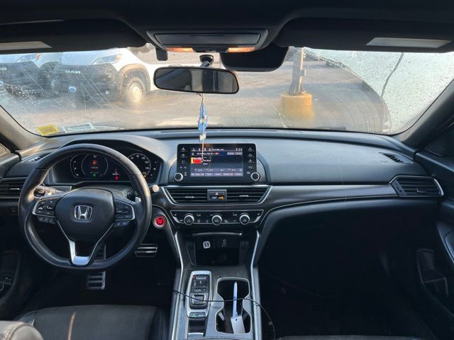 Thumbnail: 2018 Honda Accord - 10