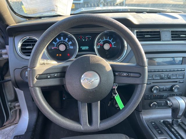 Thumbnail: 2010 Ford Mustang - 14