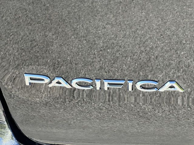 Thumbnail: 2027 Chrysler Pacifica - 7