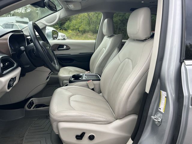 Thumbnail: 2019 Chrysler Pacifica - 28