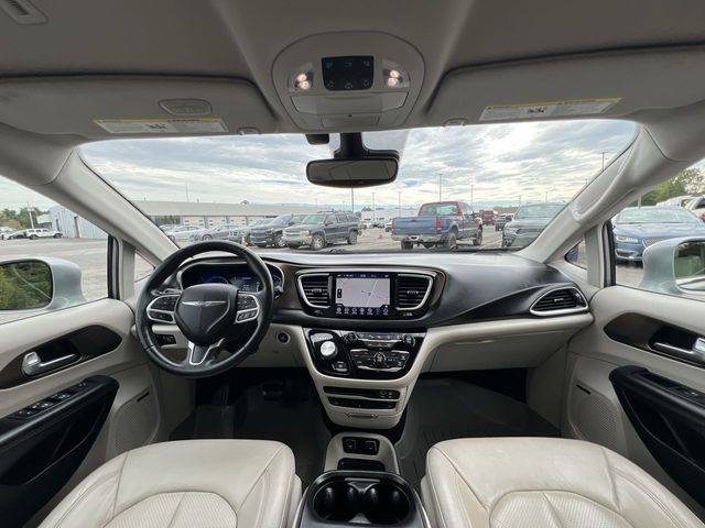Thumbnail: 2019 Chrysler Pacifica - 27