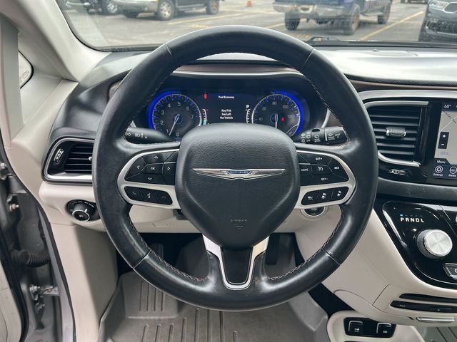 Thumbnail: 2019 Chrysler Pacifica - 33