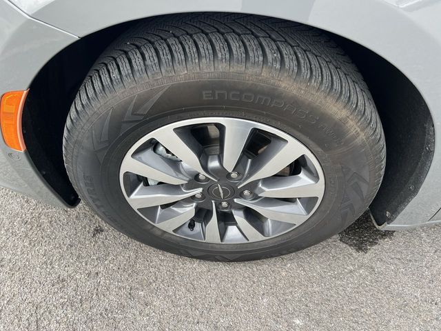 Thumbnail: 2022 Chrysler Pacifica - 7
