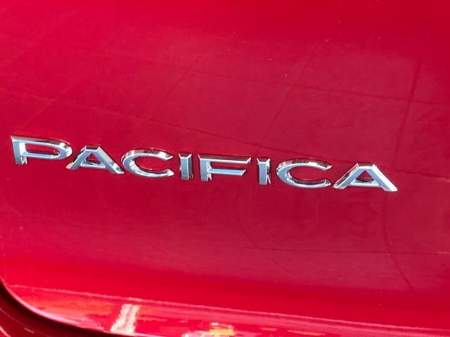 Thumbnail: 2027 Chrysler Pacifica - 6