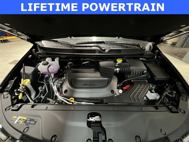 Thumbnail: 2026 Chrysler Pacifica - 9