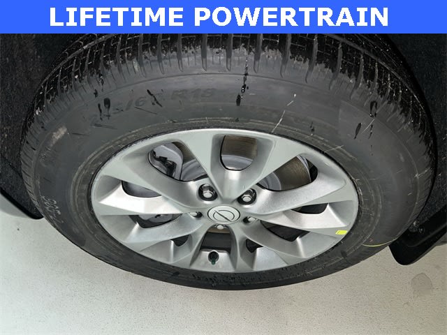 Thumbnail: 2026 Chrysler Pacifica - 8