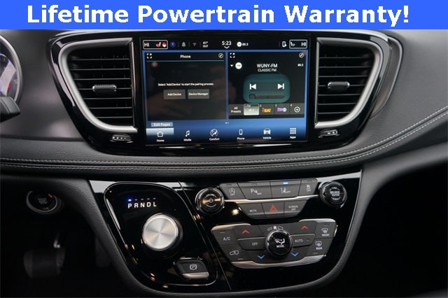 Thumbnail: 2026 Chrysler Pacifica - 12