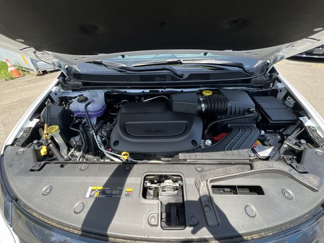 Thumbnail: 2027 Chrysler Pacifica - 7